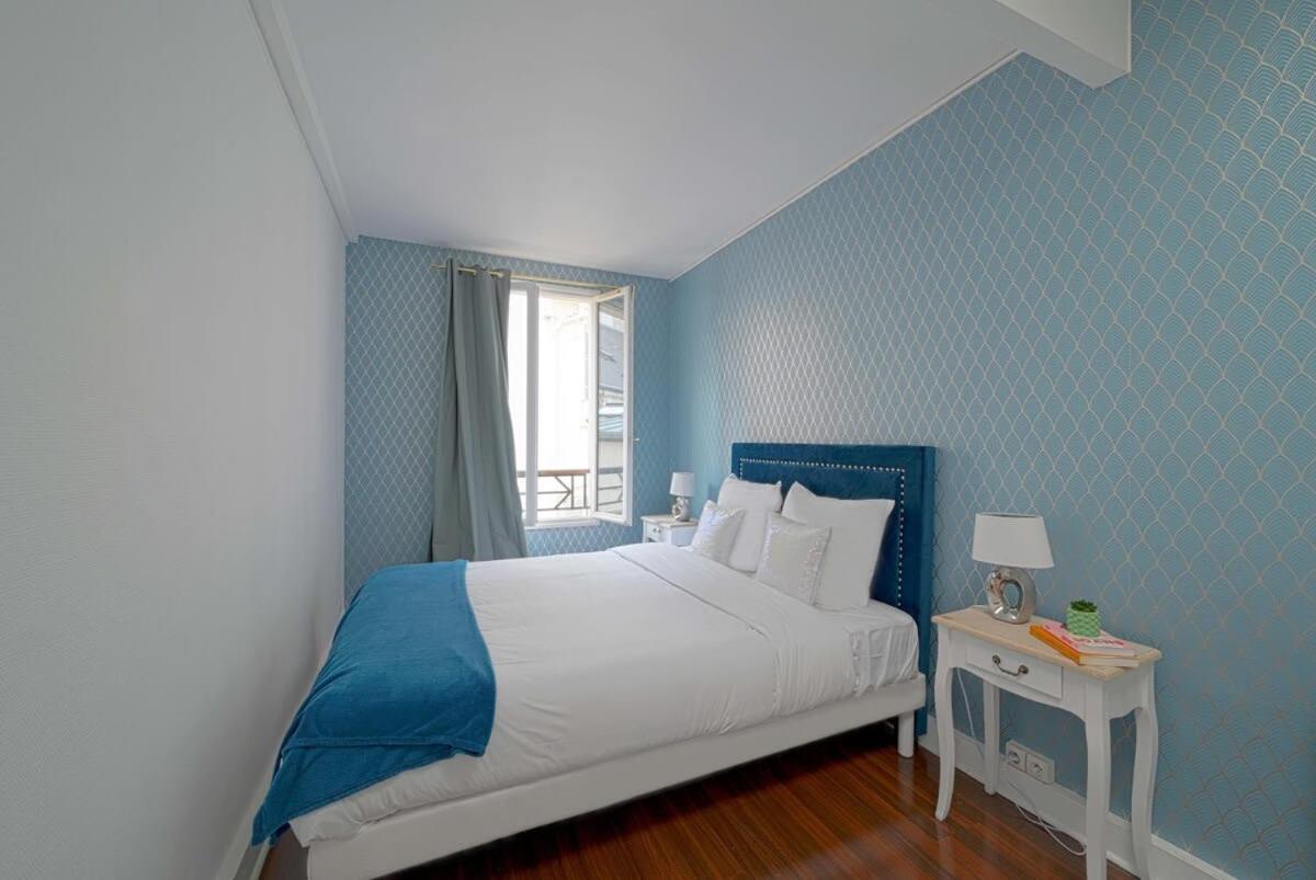 Magnifique Appartement A Pied Du Chateau Versalles Exterior foto
